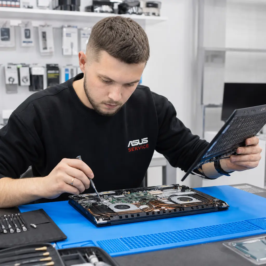 заменить клавиатуру на ноутбуке Asus в Санкт-Петербурге